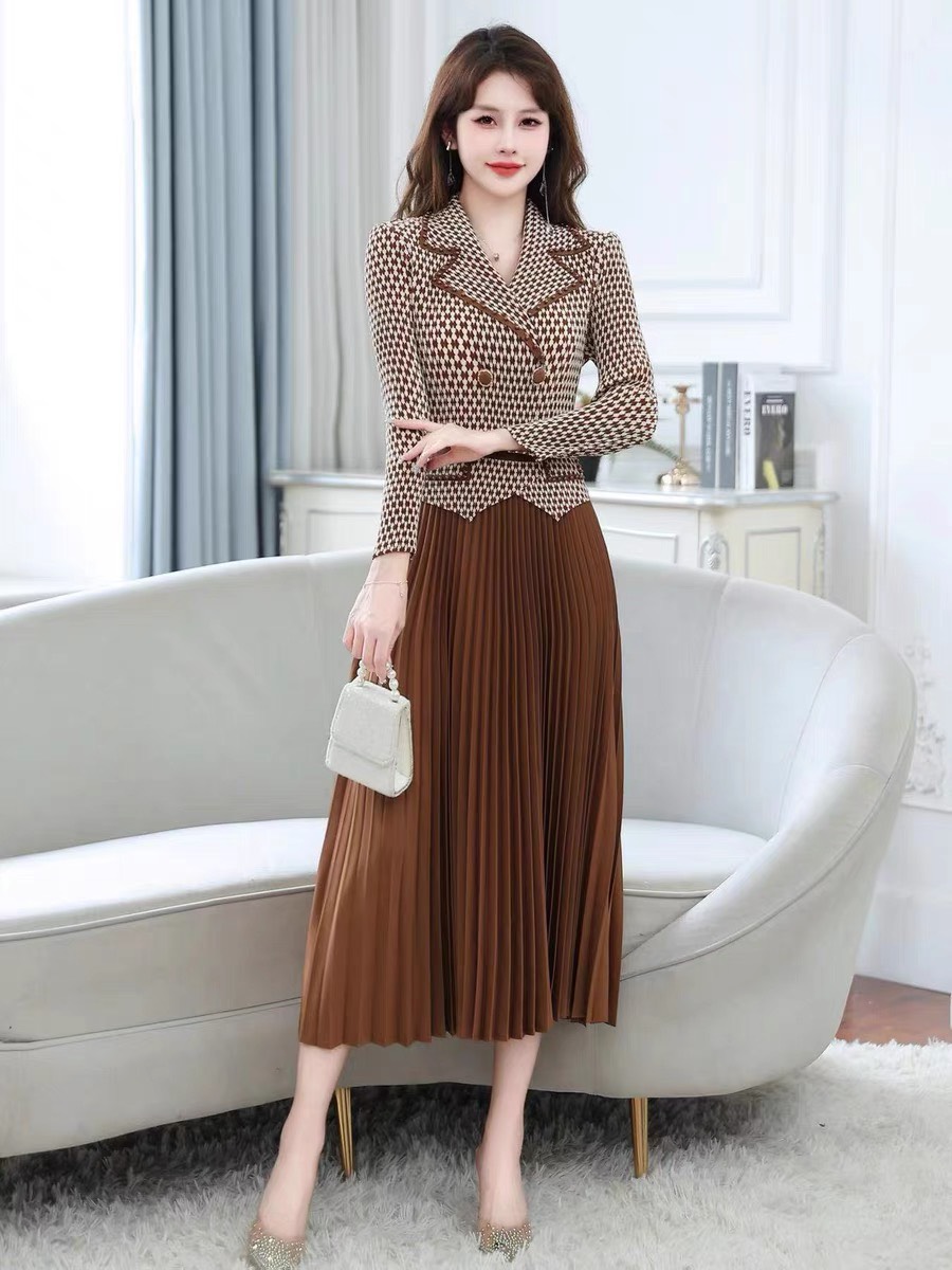 ĐẦM DẬP LY CỔ VEST TÚI HỘP D118